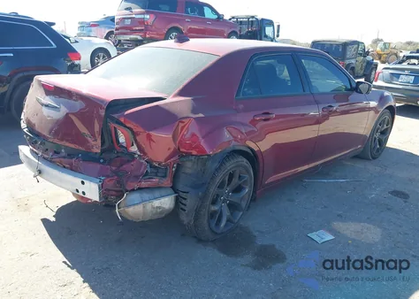 2023 Chrysler 300 300S z USA, uszkodzony, nr VIN 2C3CCABG7PH620410